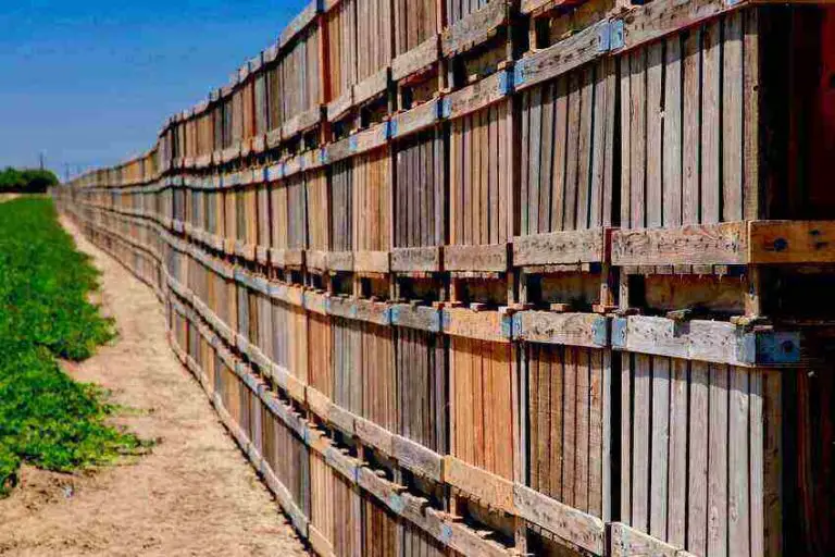 Best Kind of Barrier Between Fence and Soil to Protect The Fence from